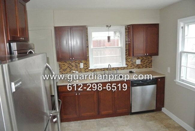 1789 Blair Ave in St. Paul, MN - Building Photo - Building Photo