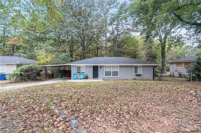 1427 Dennis Dr in Decatur, GA - Building Photo - Building Photo