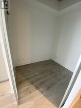 161 Roehampton Ave in Toronto, ON - Building Photo - Building Photo