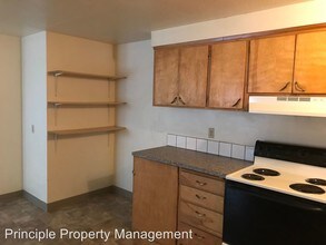 355 SW 10th St in Corvallis, OR - Building Photo - Building Photo