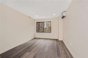 3641 johnson in New York, NY - Building Photo - Building Photo