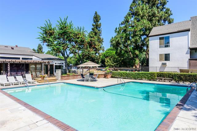 1361 Caminito Gabaldon, Unit #E 1br1ba in San Diego, CA - Building Photo - Building Photo