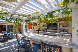 1040 Alameda Blvd in Coronado, CA - Building Photo - Building Photo