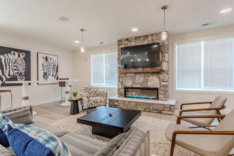 Fox Crossing Luxury Apartments in Durham, NC - Foto de edificio - Interior Photo