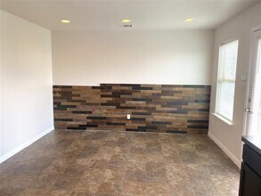 4512 Truth Wy in Austin, TX - Building Photo - Building Photo