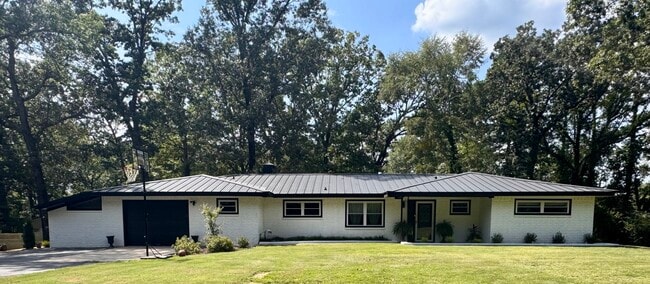 property at 704 Akers Rd