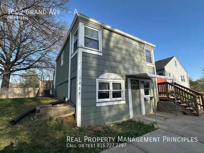 property at 1009 Grand Ave