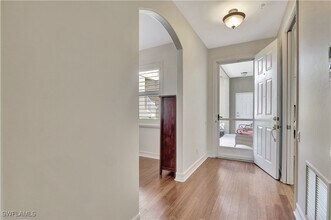 849 Carrick Bend Cir in Naples, FL - Building Photo - Building Photo