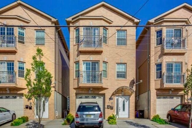 property at 500 Liberty Ave