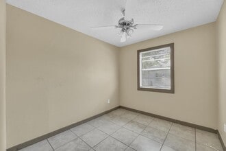 440 W Siesta St in Pharr, TX - Building Photo - Building Photo