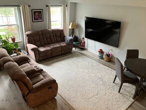 1155 Barrett St in Schenectady, NY - Foto de edificio - Building Photo