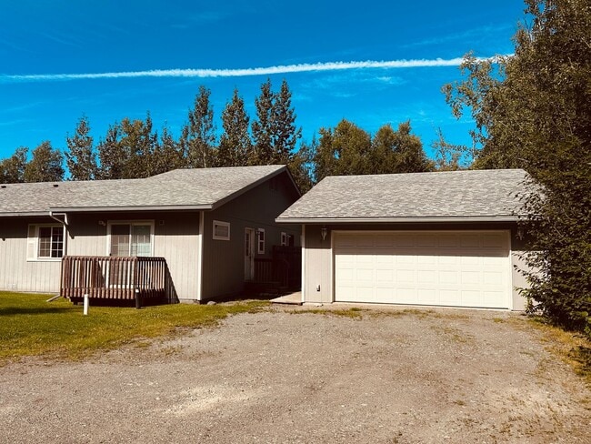 property at 2751 S Donovan Dr