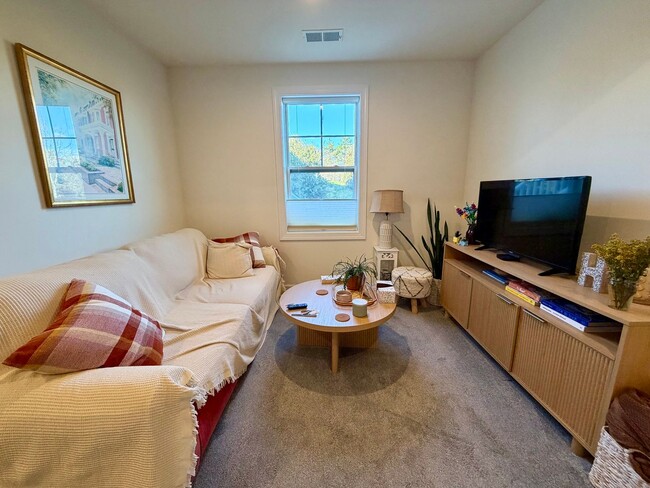 property at 1076 Delphi Ln