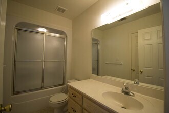 3133-3137 Cedar Hill St in Denton, TX - Building Photo - Building Photo