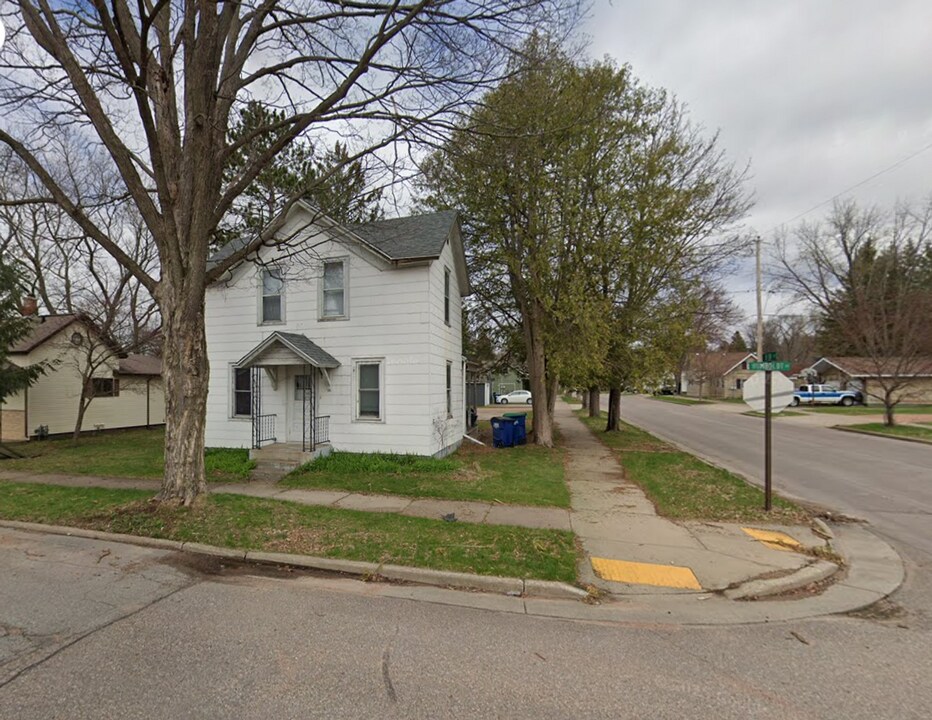 730 Humboldt Ave in Wausau, WI - Building Photo
