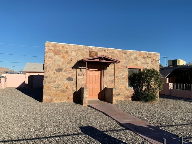 1401 S Mohave Ave in Parker, AZ - Building Photo - Building Photo