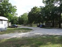 11711 W FM 321 in Tennessee Colony, TX - Building Photo - Building Photo