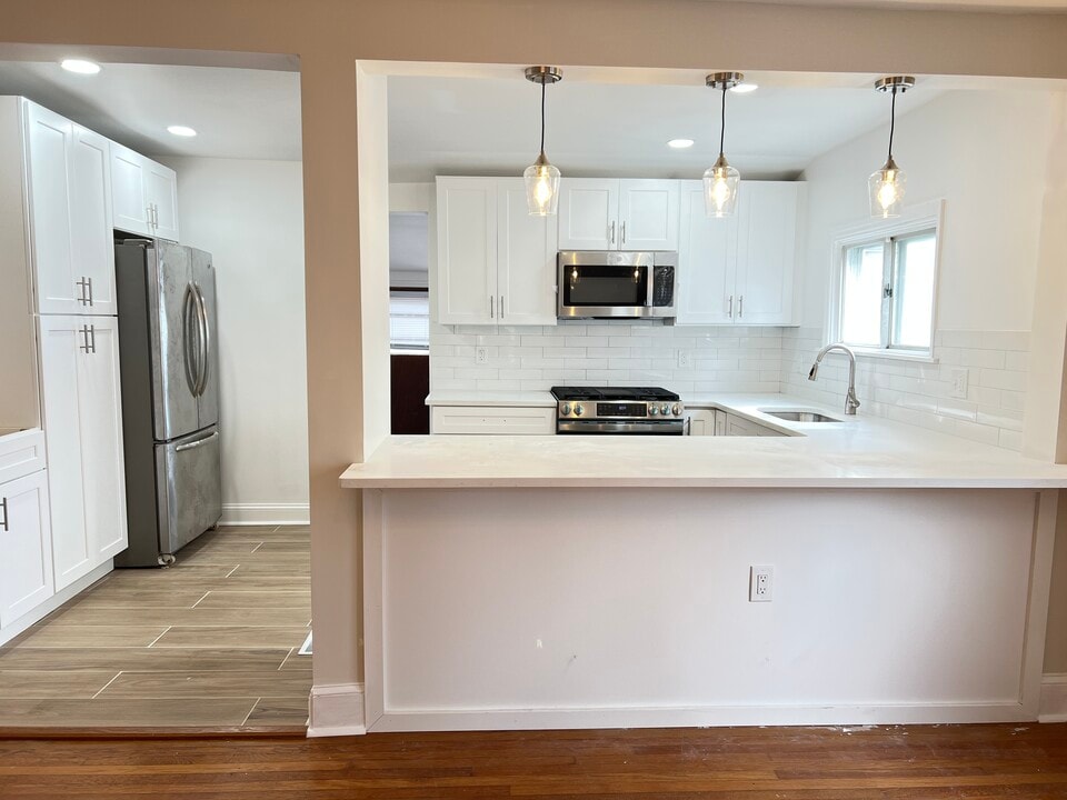 23 S Merion Ave in Bryn Mawr, PA - Building Photo
