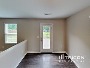 971 Bitting Hall Cir in Rural Hall, NC - Building Photo - Building Photo