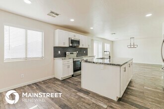 8473 W Riley Rd in Tolleson, AZ - Building Photo - Building Photo