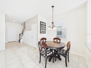 5164 Chickadee St in St. Cloud, FL - Foto de edificio - Building Photo