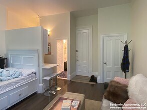 78 Charles St, Unit 2 in Boston, MA - Building Photo - Building Photo