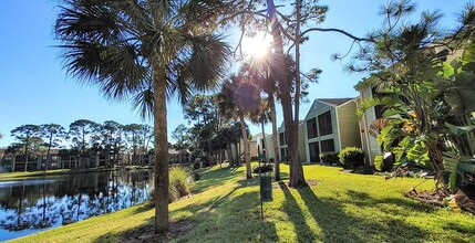 The Breakers Apartments in Daytona Beach, FL - Building Photo - Building Photo