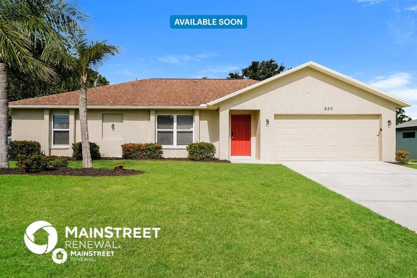 820 SW 11th Ct in Cape Coral, FL - Building Photo