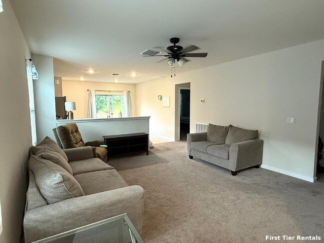 17168 Cagan Crossings Blvd in Clermont, FL - Foto de edificio - Building Photo