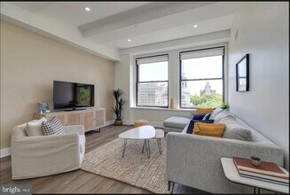 150 S Independence Mall W in Philadelphia, PA - Foto de edificio - Building Photo