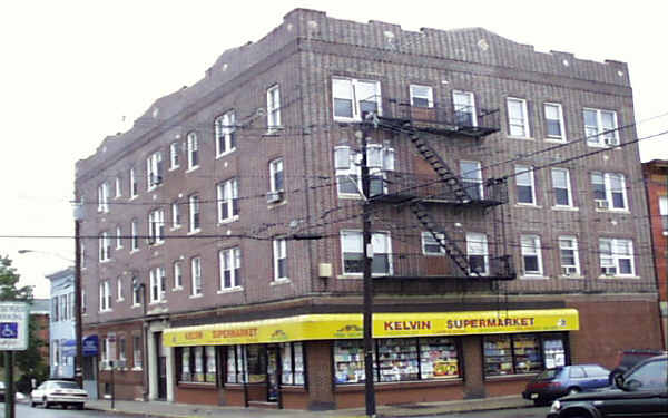 Kelvin Supermarket in Union City, NJ - Building Photo - Building Photo