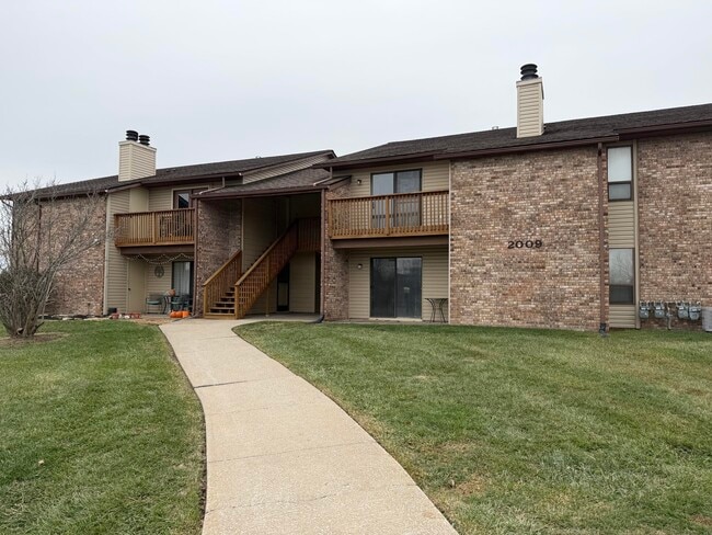 property at 2009 Waterfront Dr N