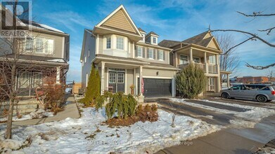 93 Gillespie Dr in Brantford, ON - Building Photo - Building Photo