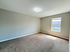 1118 Richmond Green Dr in Richmond, KY - Building Photo - Building Photo