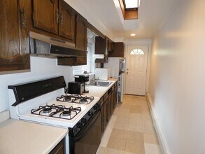 936 Willow Ave in Hoboken, NJ - Building Photo - Building Photo