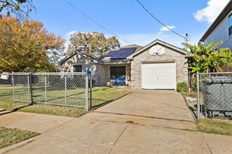 1847 Pueblo St in Dallas, TX - Building Photo - Building Photo