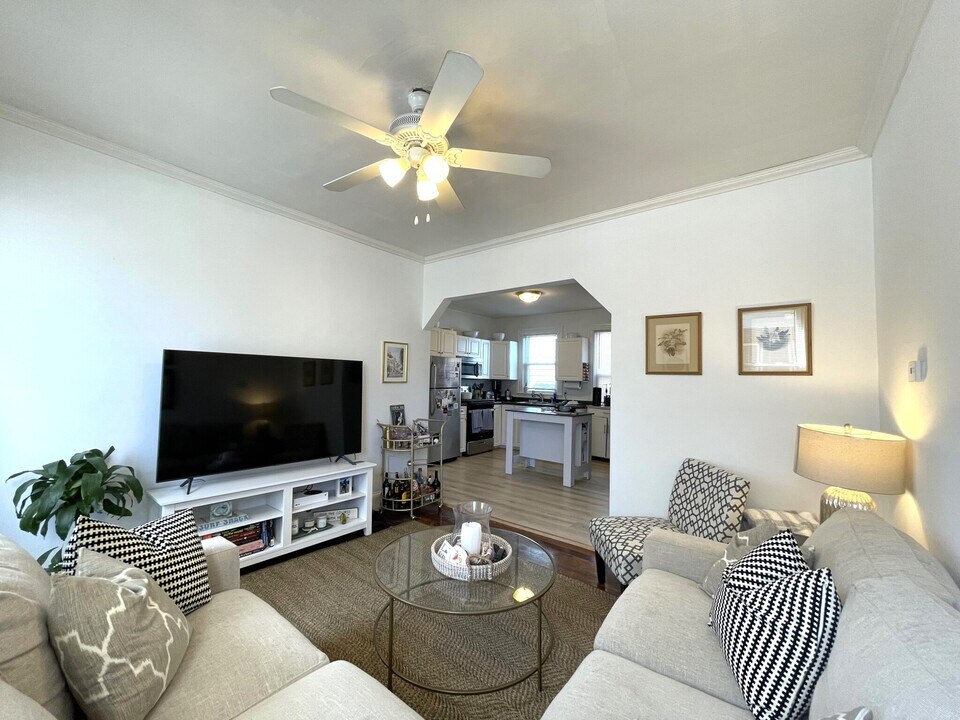 62 Montcalm Ave, Unit 1 in Boston, MA - Building Photo