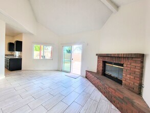 29777 Via Puesta Del Sol in Temecula, CA - Building Photo - Building Photo