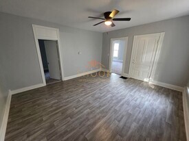 822 N 7th St in Lafayette, IN - Building Photo