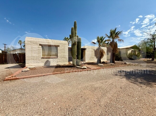 841 E Seneca St in Tucson, AZ - Building Photo - Building Photo