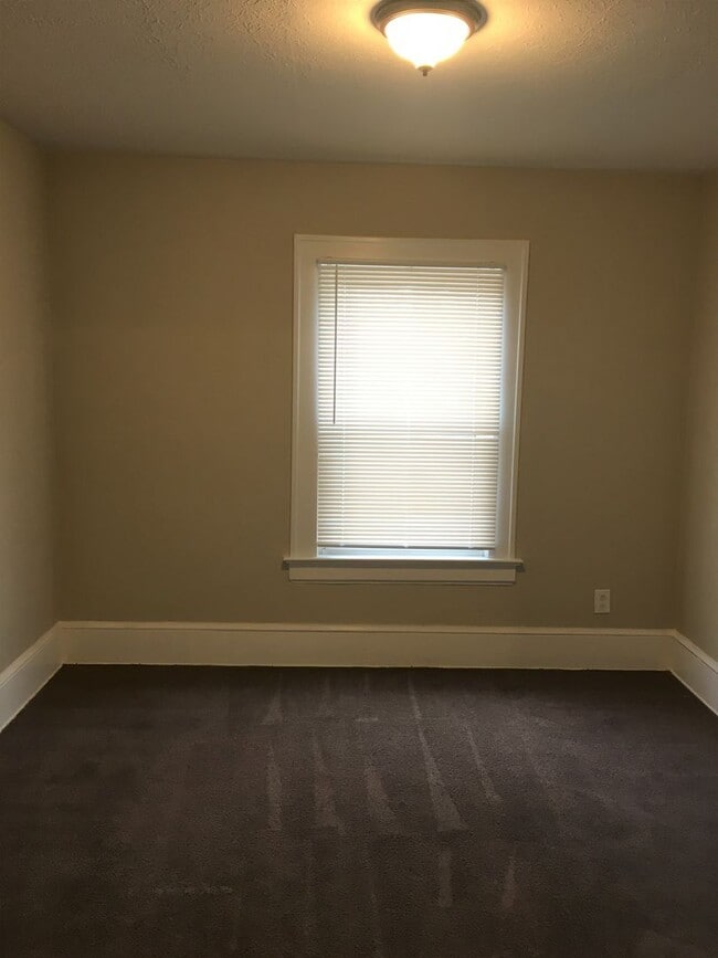 432 W Waterloo Rd in Akron, OH - Building Photo - Building Photo