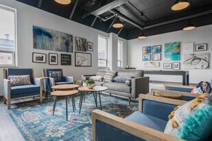 Towers on Franklin in Richmond, VA - Building Photo