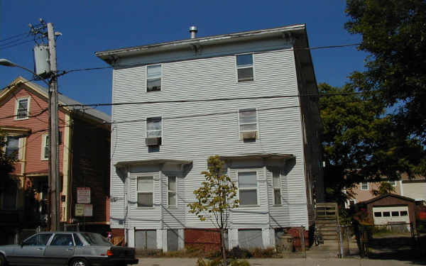 169-171 Windsor St in Cambridge, MA - Building Photo