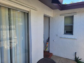 8731 Pluto Ter in West Palm Beach, FL - Building Photo - Building Photo