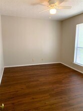5303 St Georges Green in Austin, TX - Building Photo - Building Photo