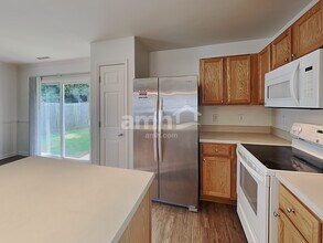 3709 Pinkham Way in Raleigh, NC - Foto de edificio - Building Photo