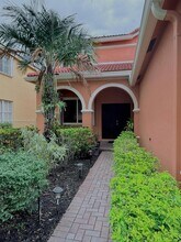 1463 Banyan Way in Weston, FL - Building Photo - Building Photo