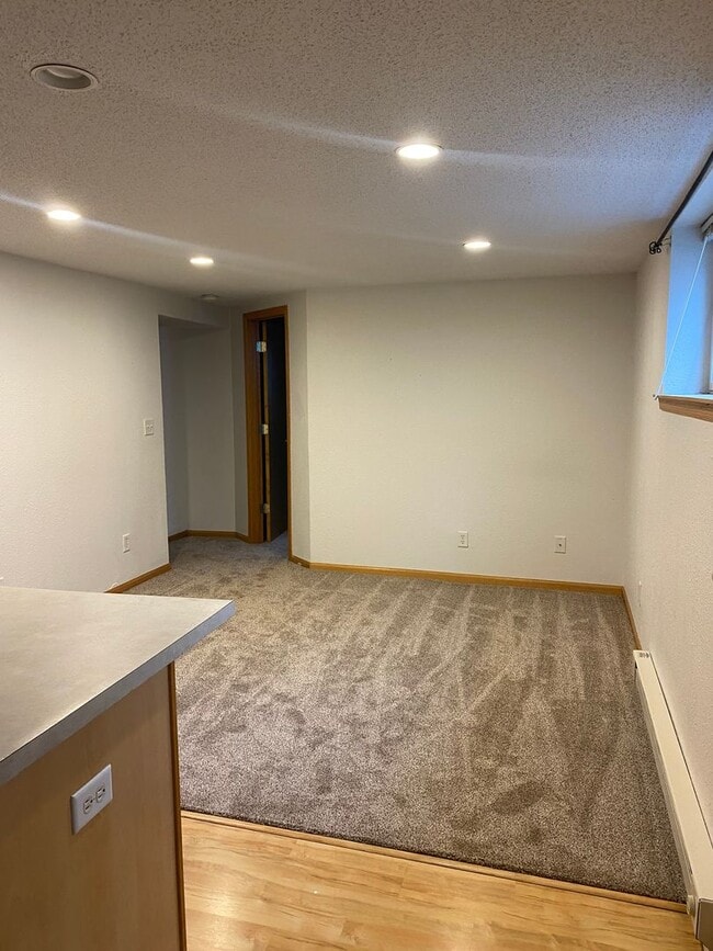 property at 1106 E Ave C