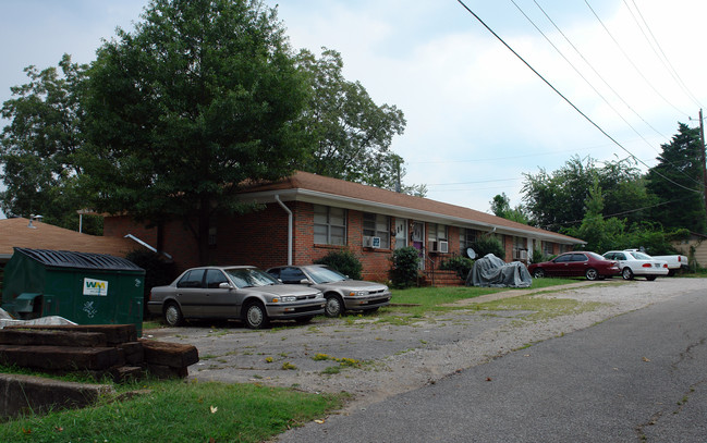 Greensprings Plaza Apartments in Birmingham, AL - Building Photo - Building Photo