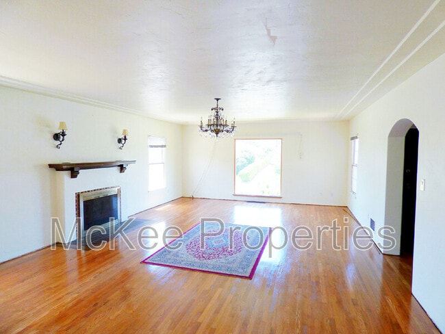 property at 3114 Homer St